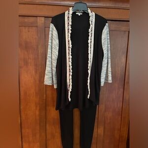 Umgee  Long Black Sweater Size M